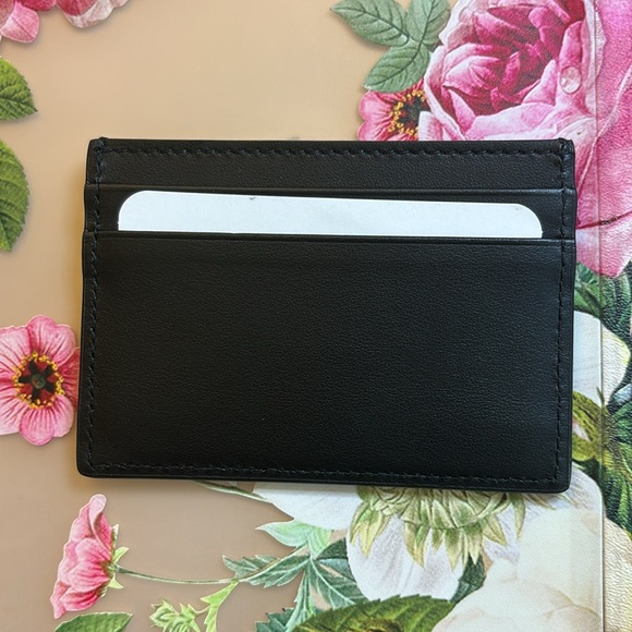 New Authentic Gucci Black Leather Gold Logo Cardholder - Picture 2 of 3